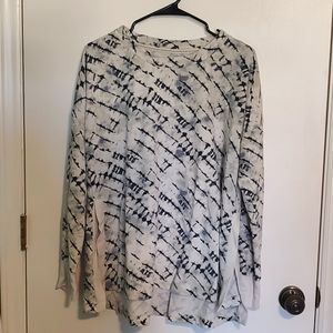 Wonderly Navy and Cream Sweatshirt